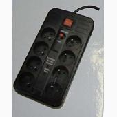 [99395] STEKKERBLOK+KABEL 1,5M + SWITCH 8X16A/230V BLACK